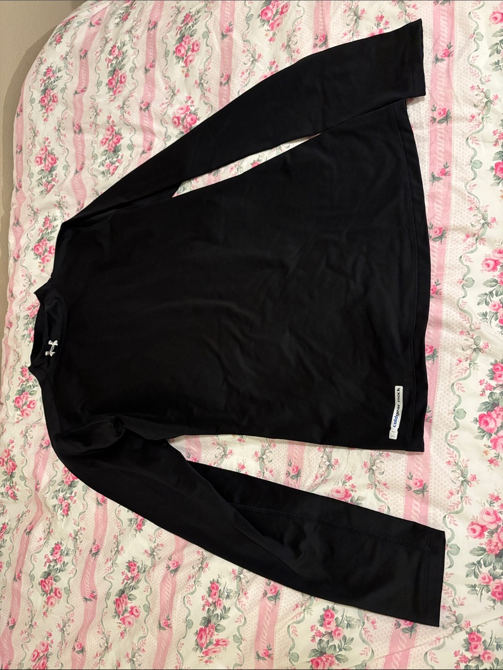 Under Armour Black Crewneck Long-Sleeve Performance Top